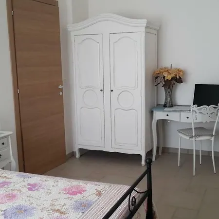 A Casa Di Desideria בית הארחה