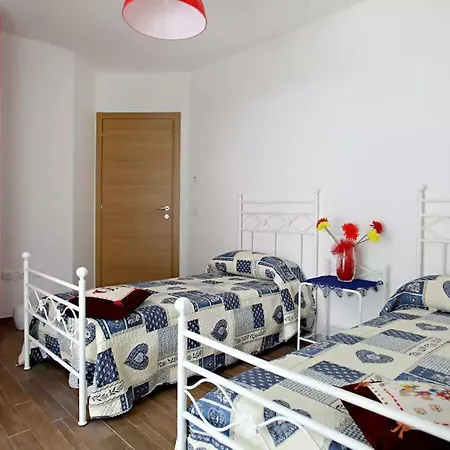 בית הארחה A Casa Di Desideria Monsampolo Del Tronto